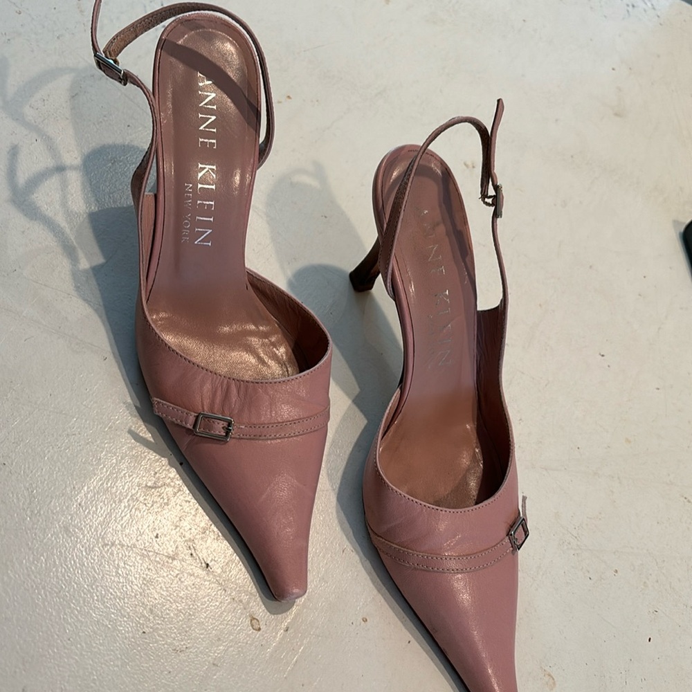 Anne Klein pink slides